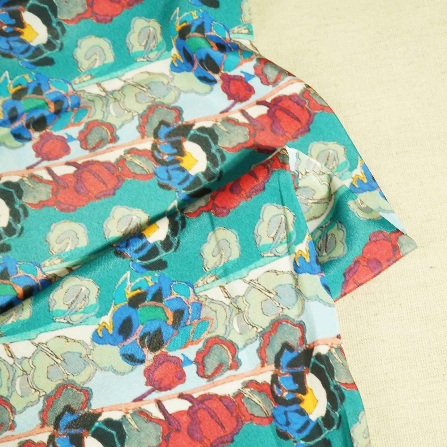 Green Blue Floral Print French Crepe VC-13595