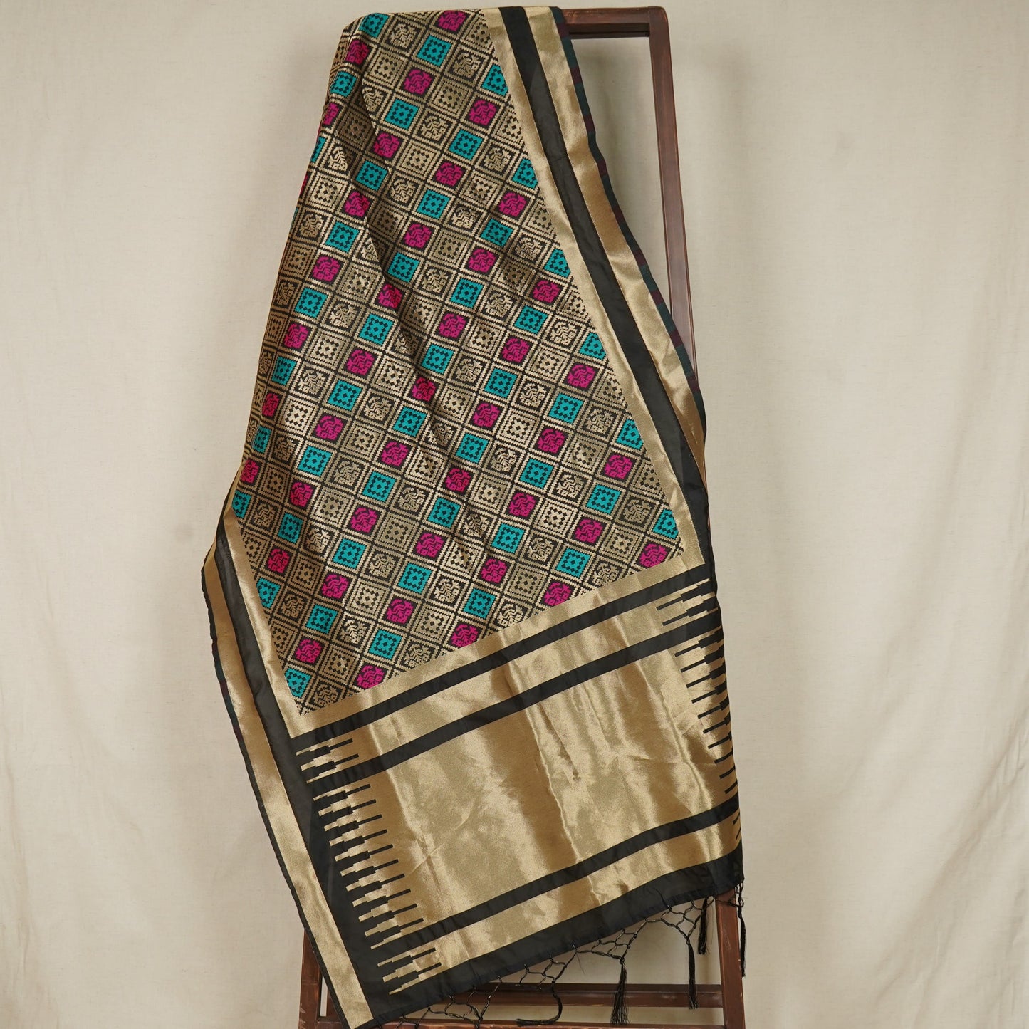 Premium Black Geometrical Print Banarsi Jacquard Dupatta