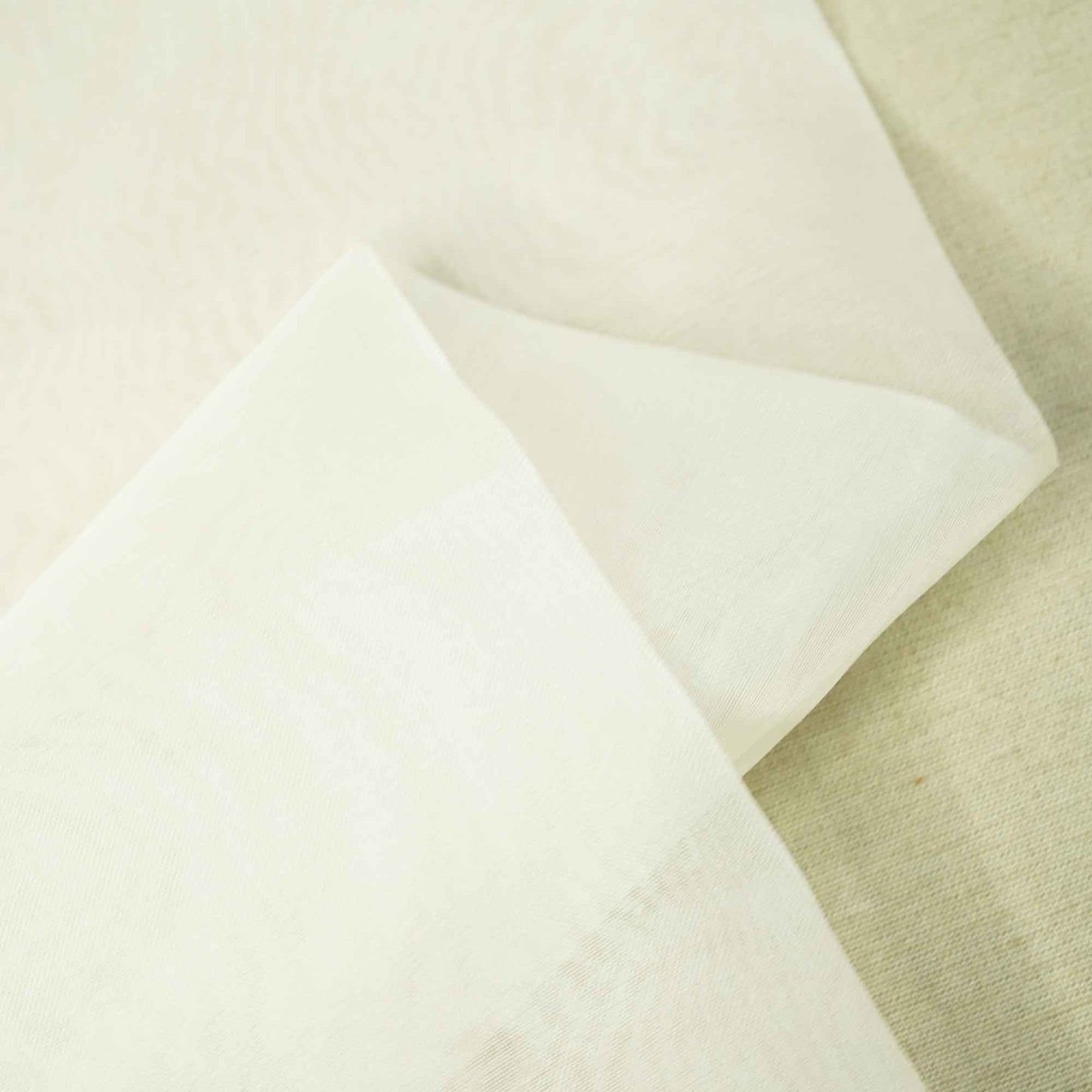 Off White (2*4) Organza Dyeable Pure Organza KRE-15486