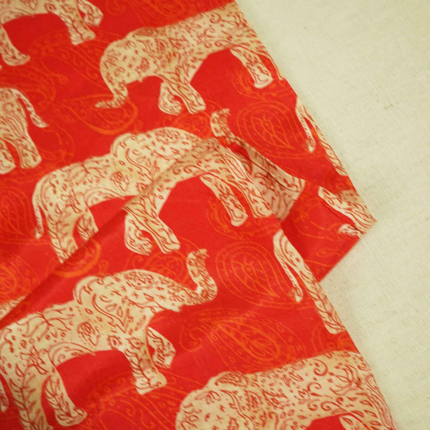 Red Pichwai Border Print Muslin SSF-15721