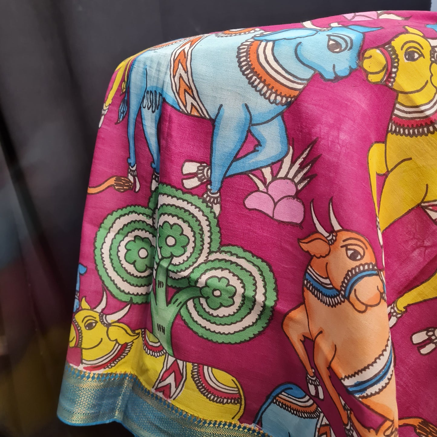 Premium Maroon and Blue Kalamkari Prints Pen Kalamkari Dupatta