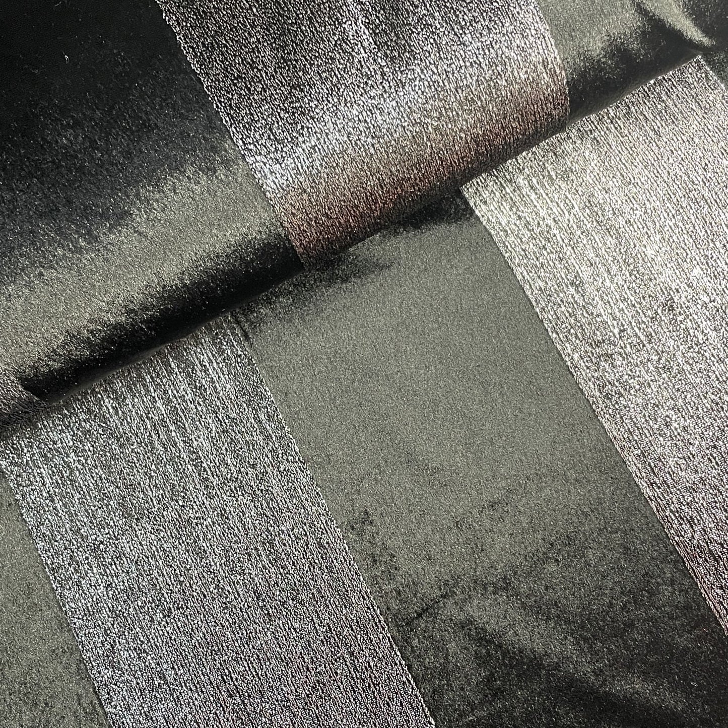Black Metalic Stripes Valvet Fabric 18792