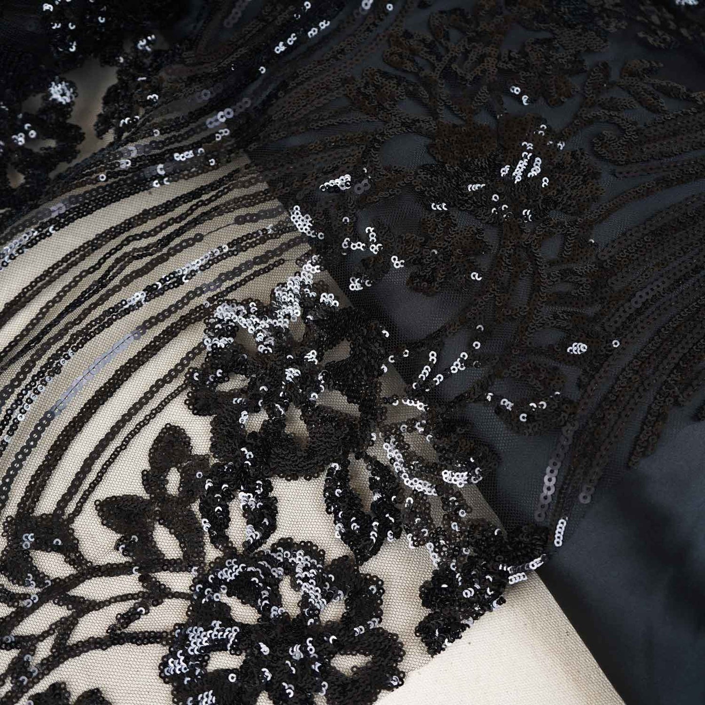 Black Sequins Embroidery Net Fabric 19982
