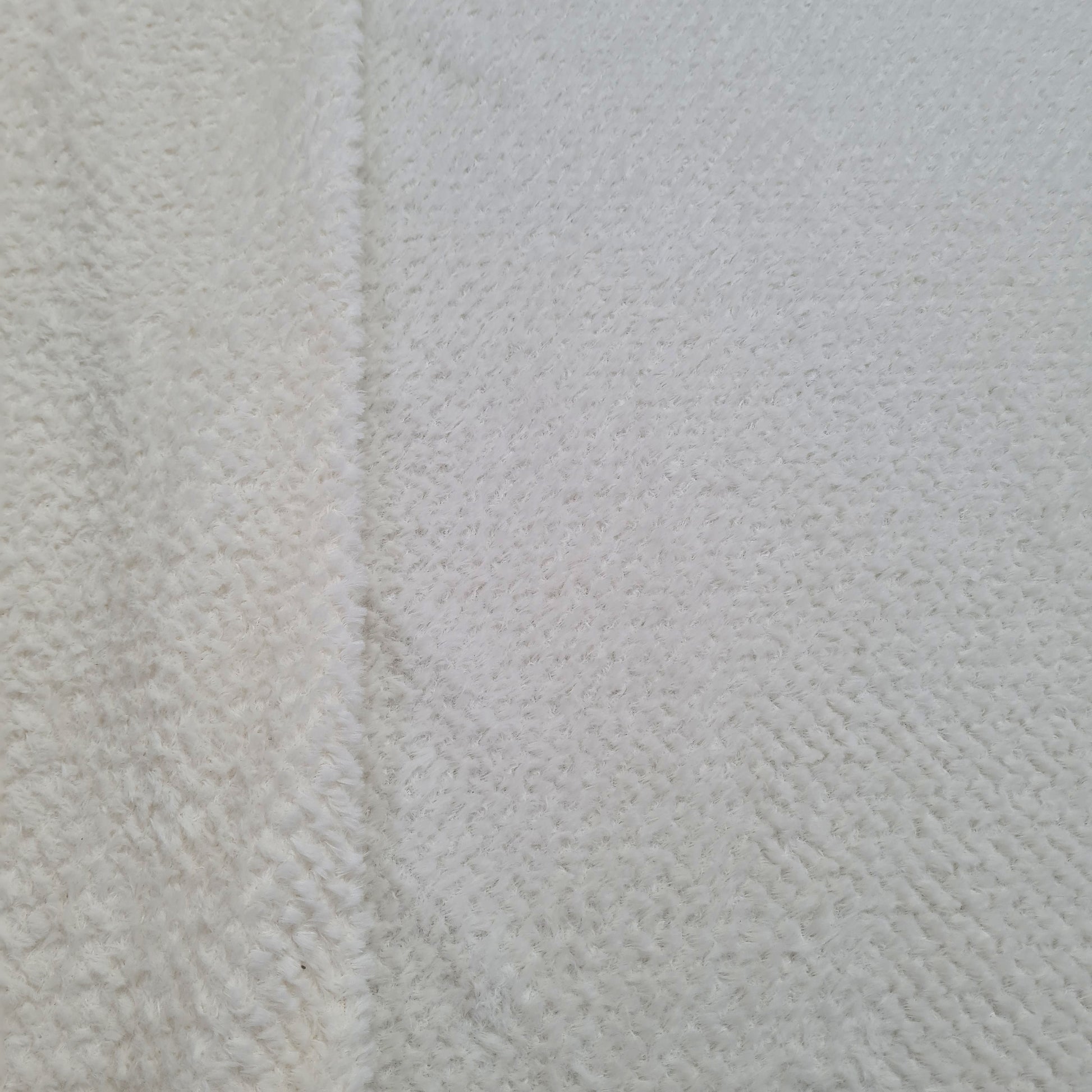 White Solid Fur Fabric - TradeUNO
