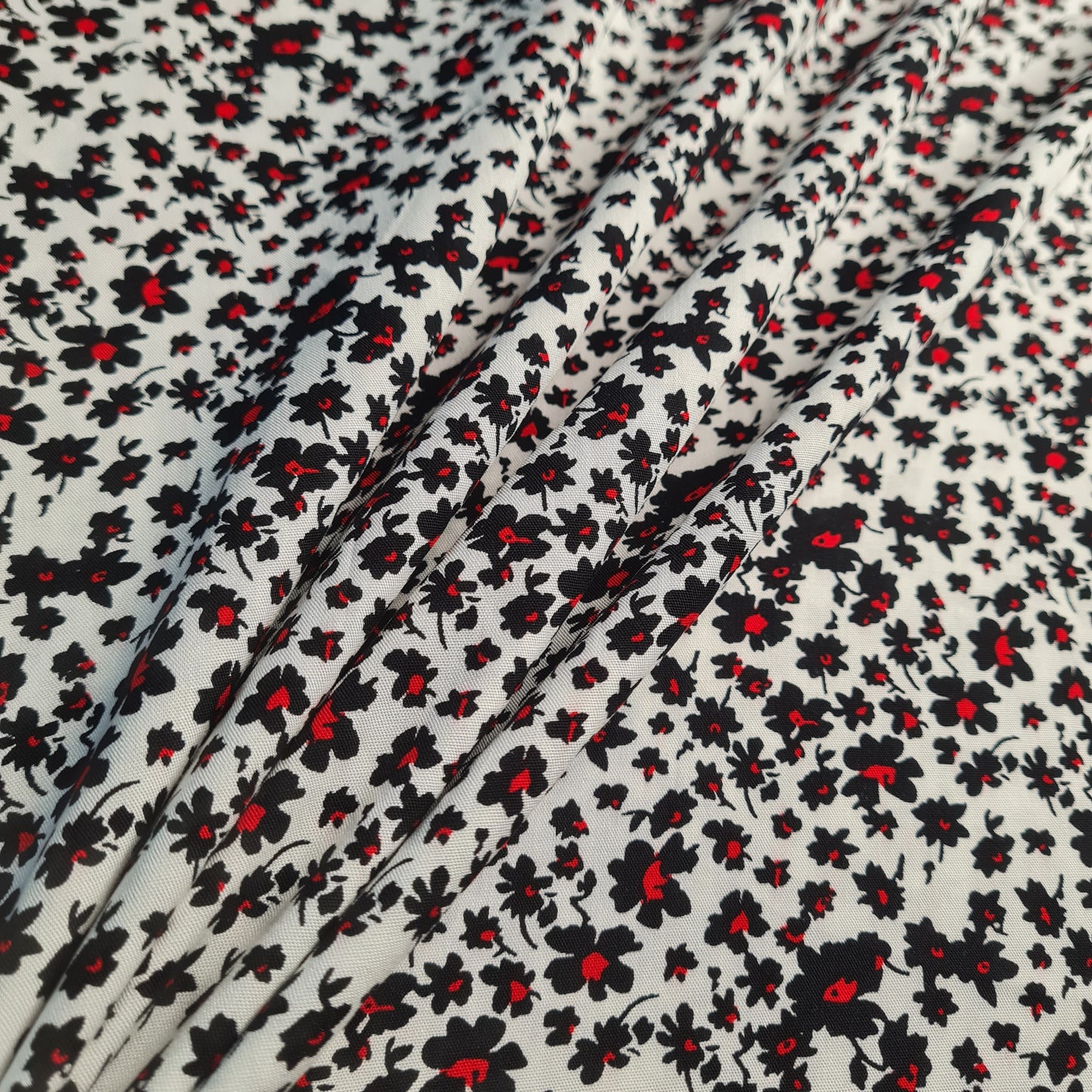 White Base With Floral Print Rayon Fabric 17321