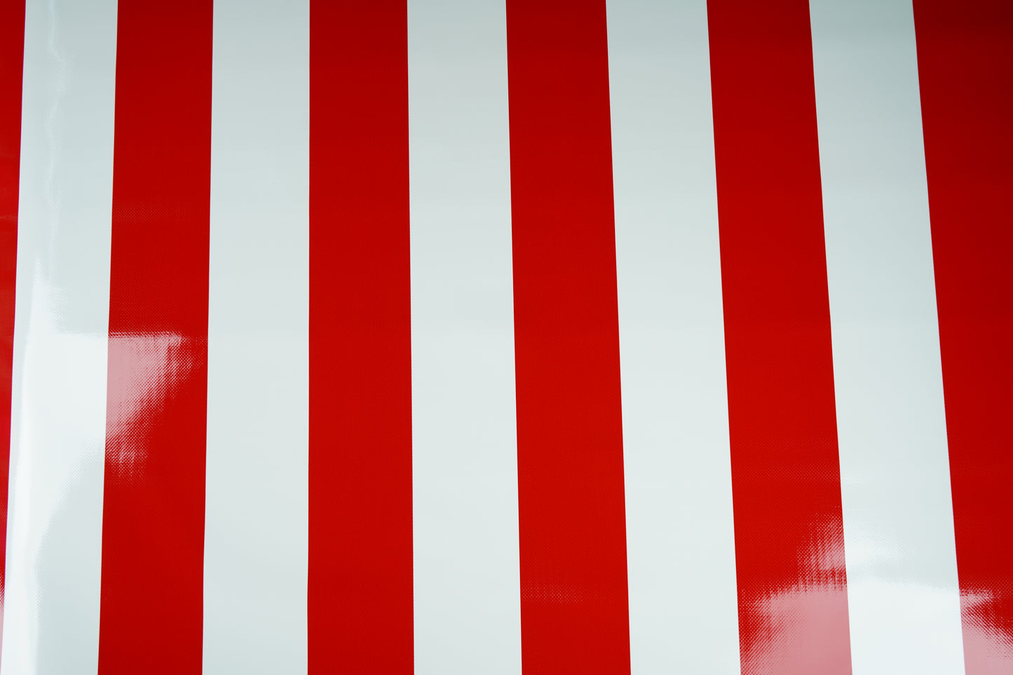 CTF 550 GSM SINGLE SIDE STRIPE GLOSSY RED + WHITE