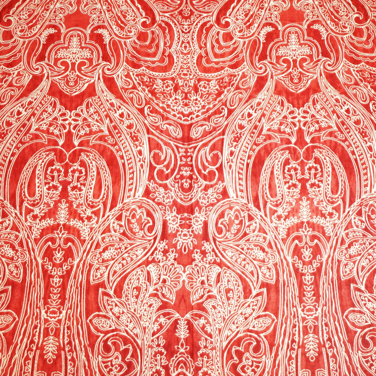 Red Paisley Print Cotton Fabric MFL-23638