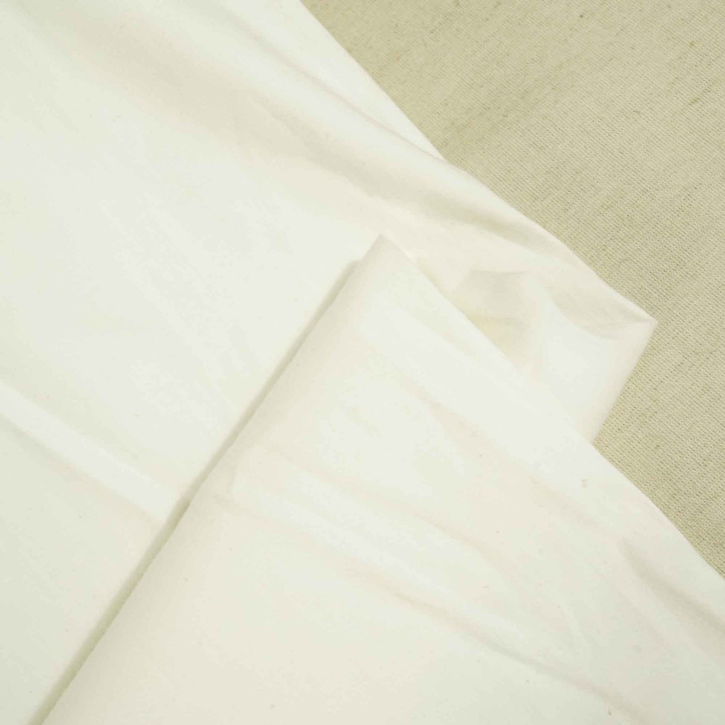 White 30*30/124*64 Cotton Twill Fabric DT-24551