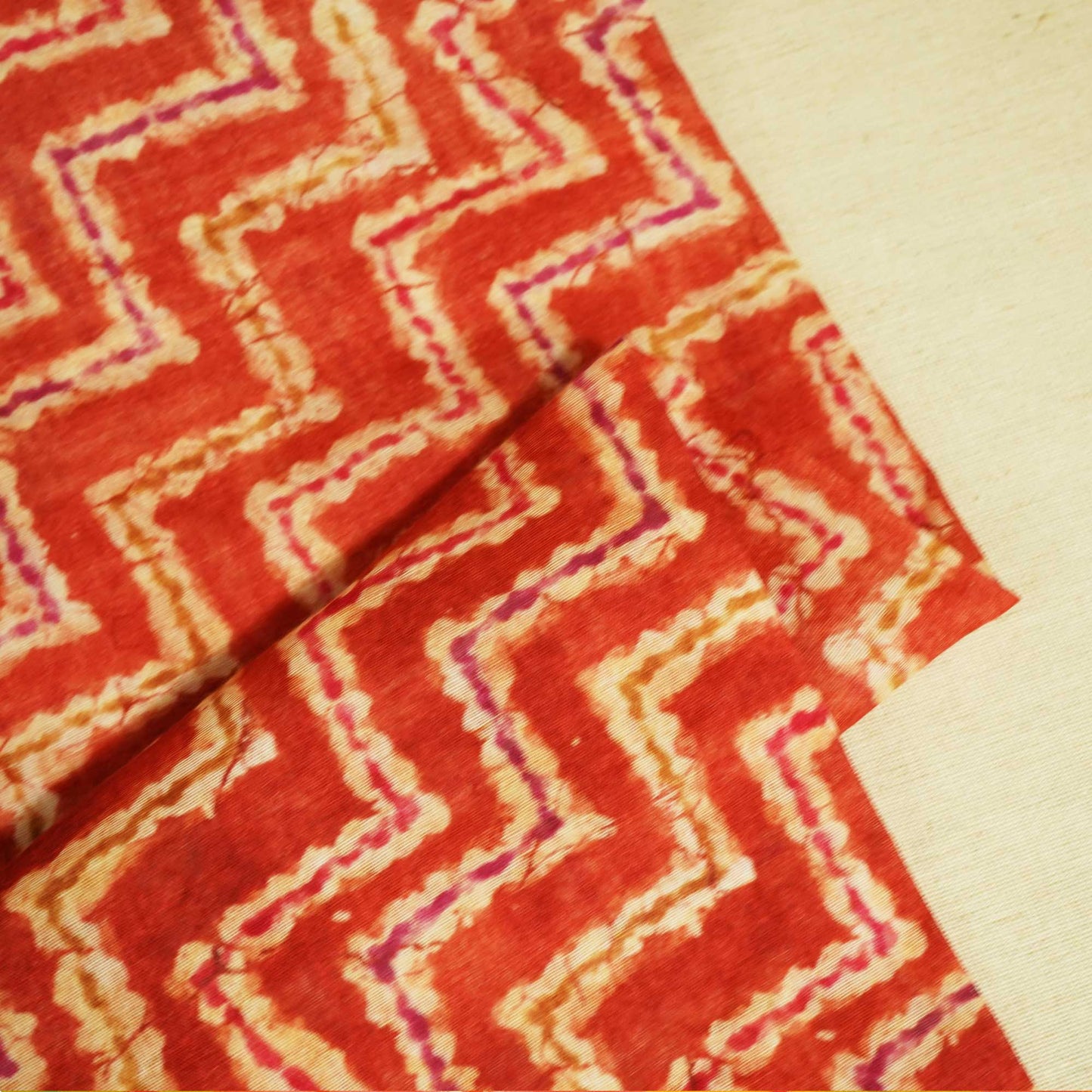 Red Chevron Print Cotton Mulmul Fabric GT-25421