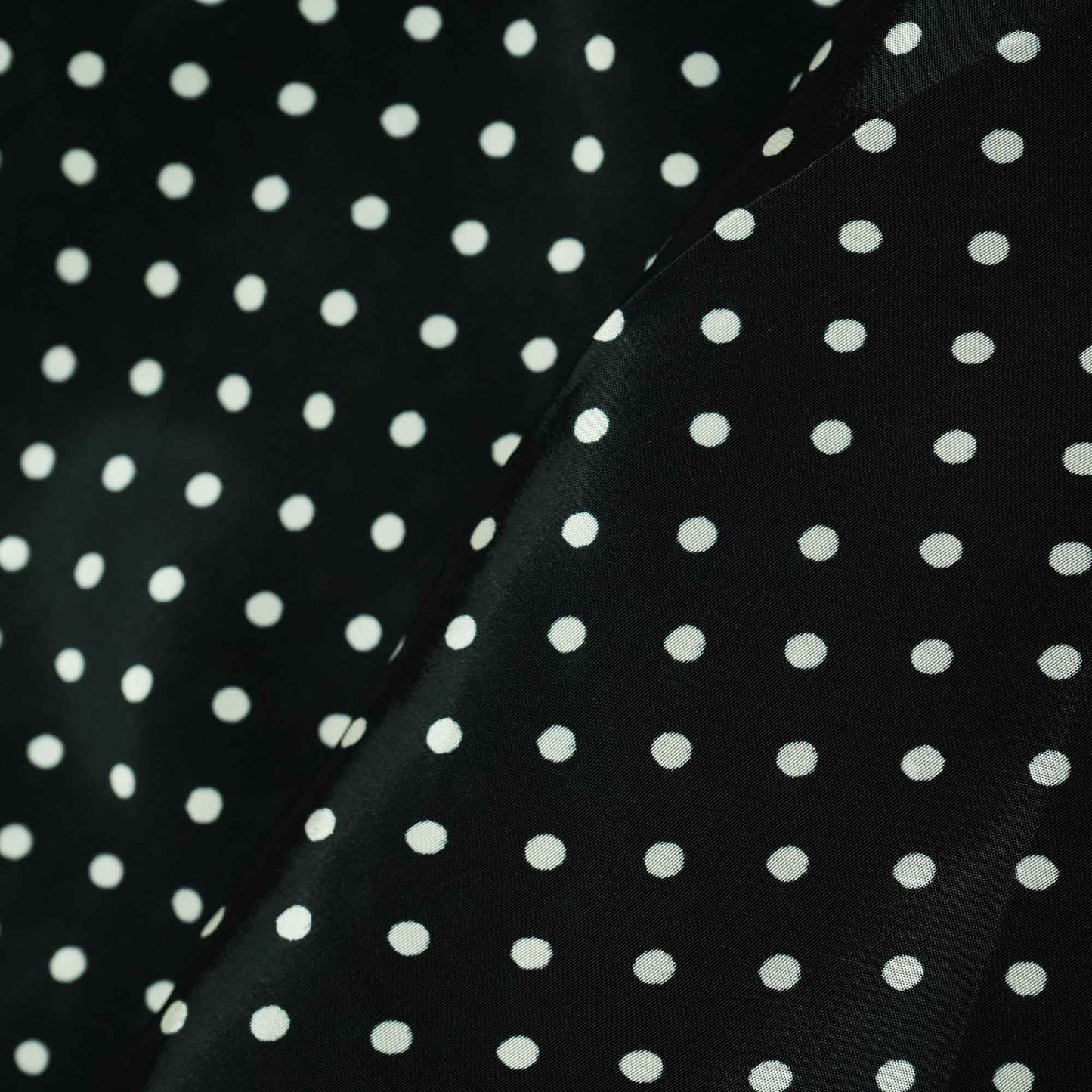 Black Dot Print Creap Fabric Print Creap MTF-26834