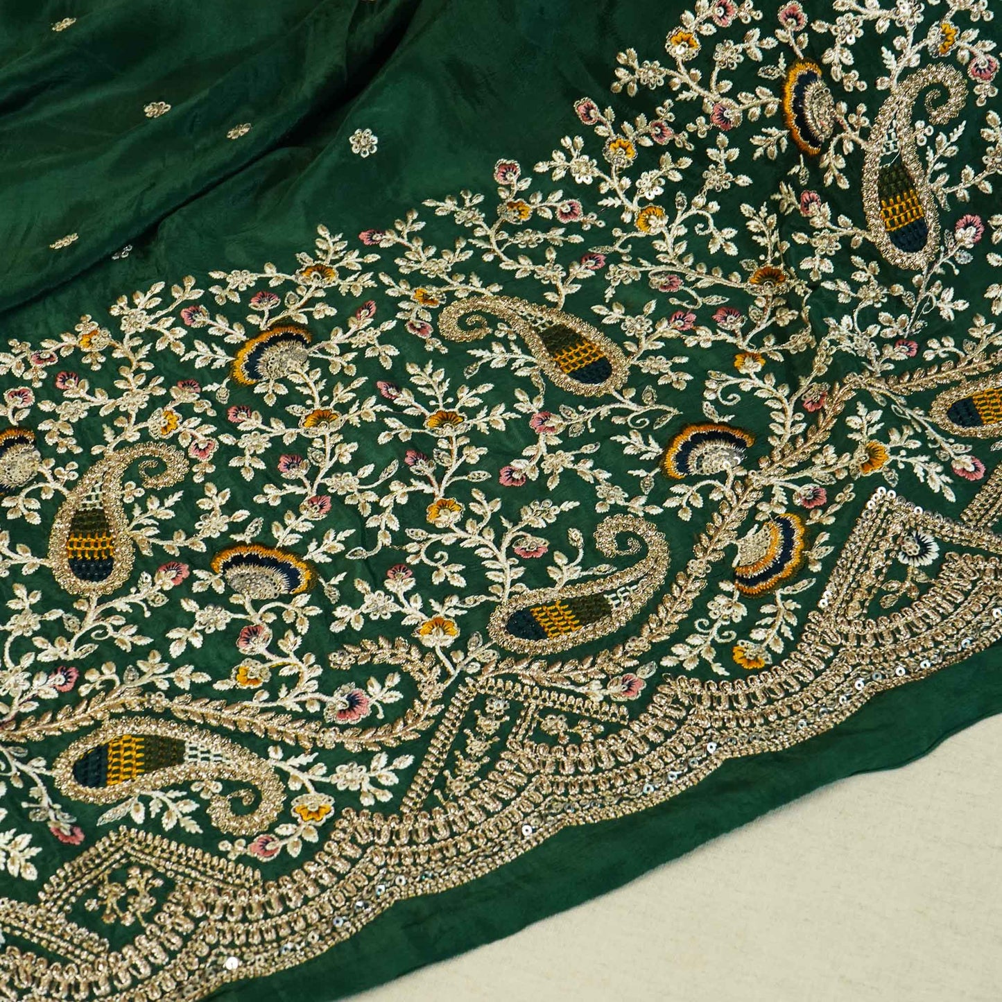 Green Thread Embroidery Chinon Fabric RA-26958