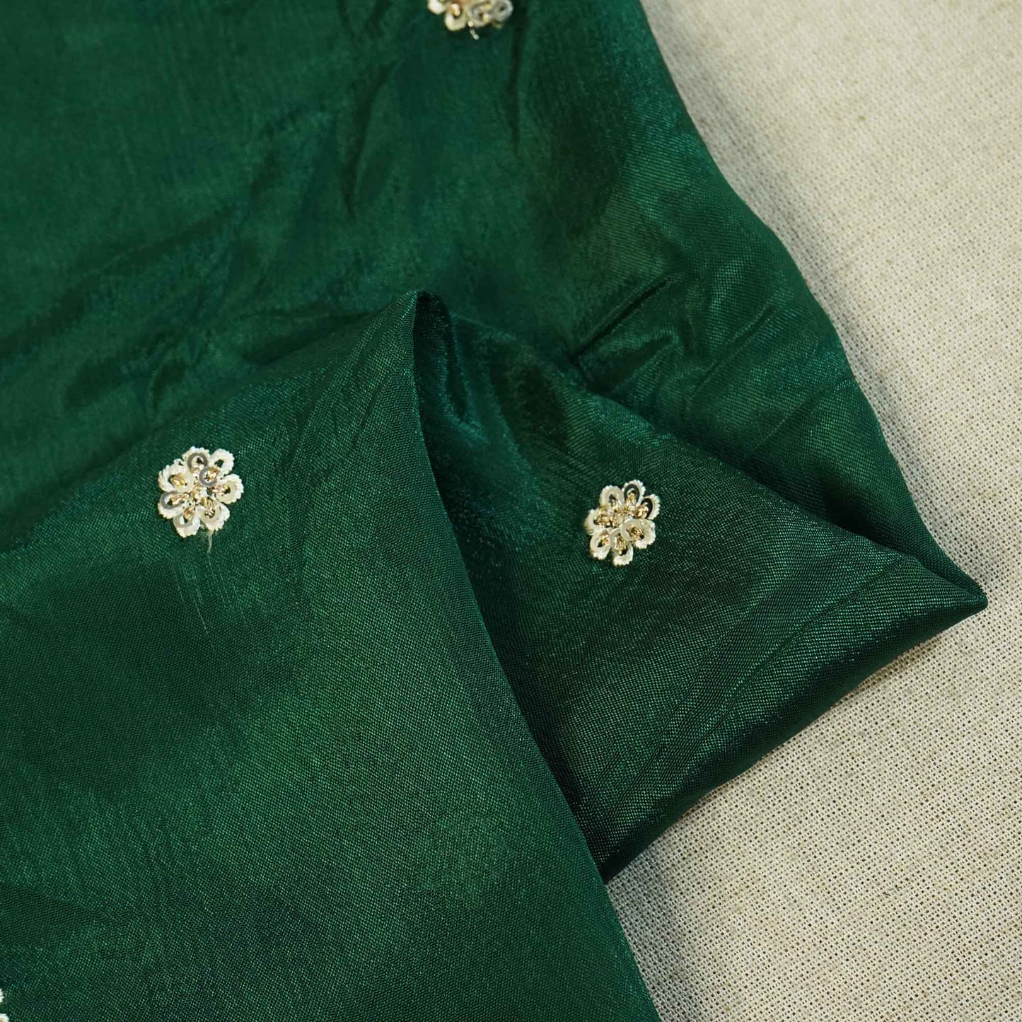 Green Thread Embroidery Chinon Fabric RA-26958