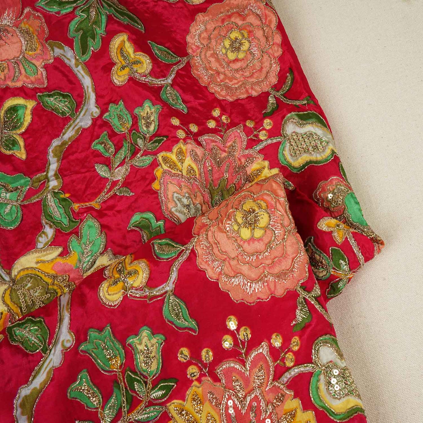 Pink Position Print Zari Embroidery Crepe Fabric NF-28005