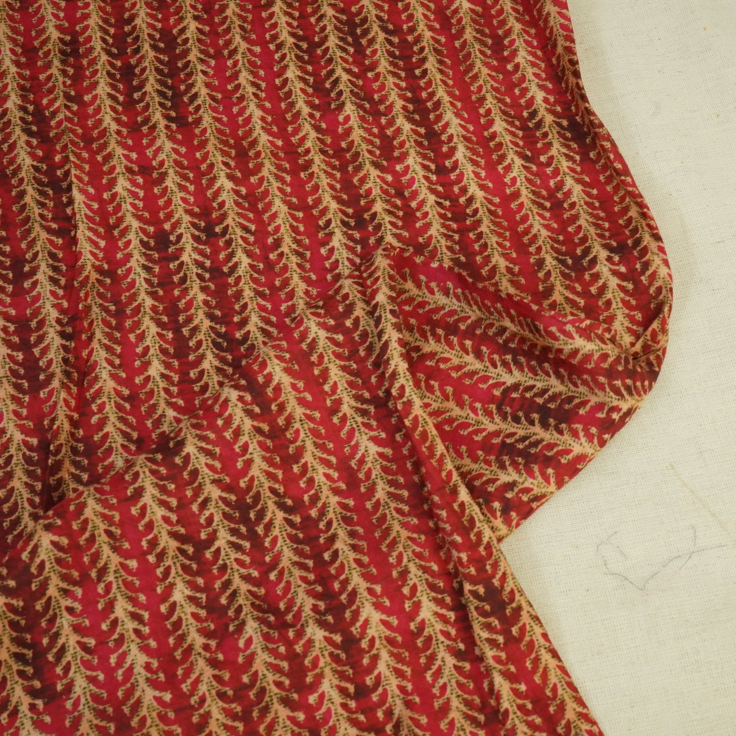 Red Bail Print Muslin Fabric 15716