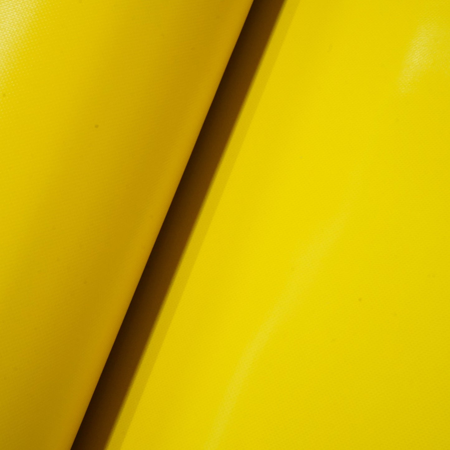 600 GSM Double Side Coated PVC Fabric 1000D Yellow Glossy