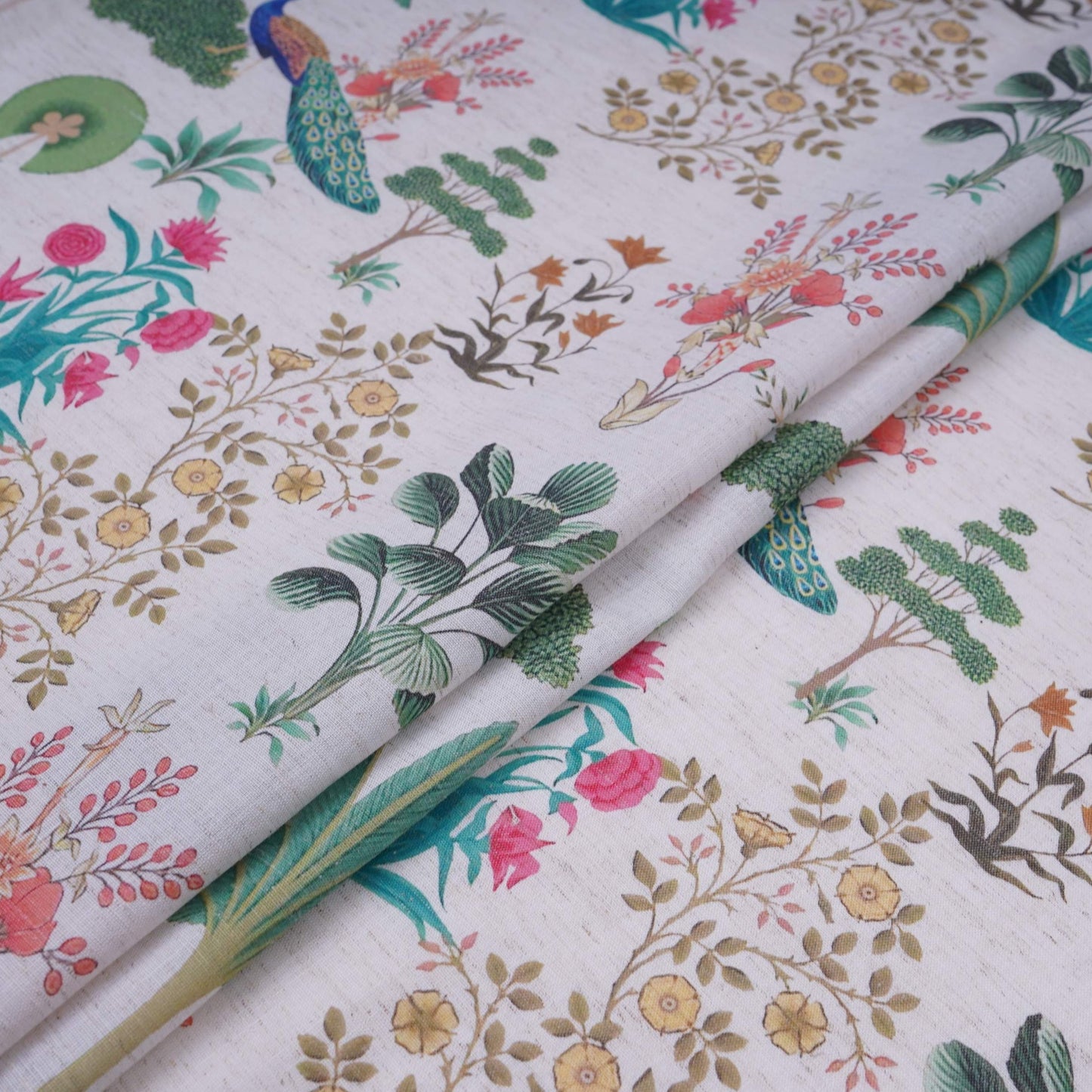 White floral print Cotton Linen Fabric DE-32147