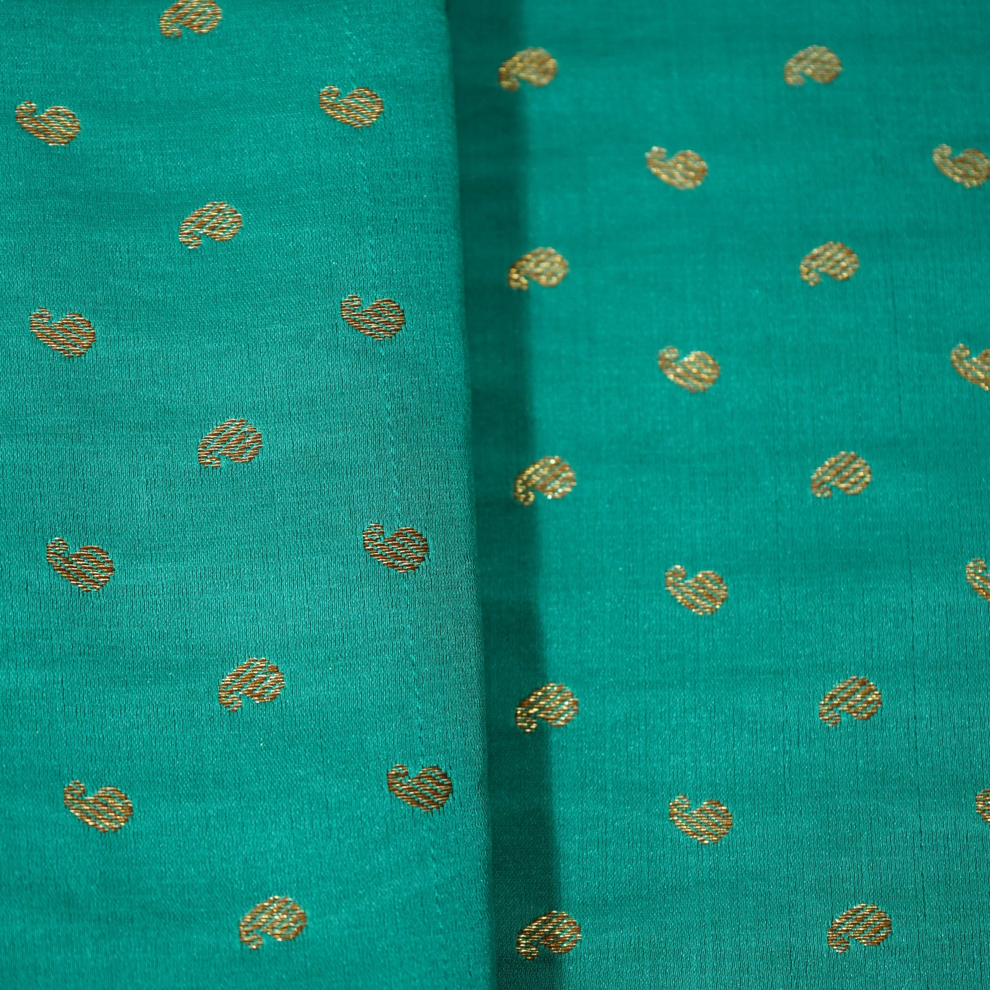 Green Banarasi Brocade Fabric 19210