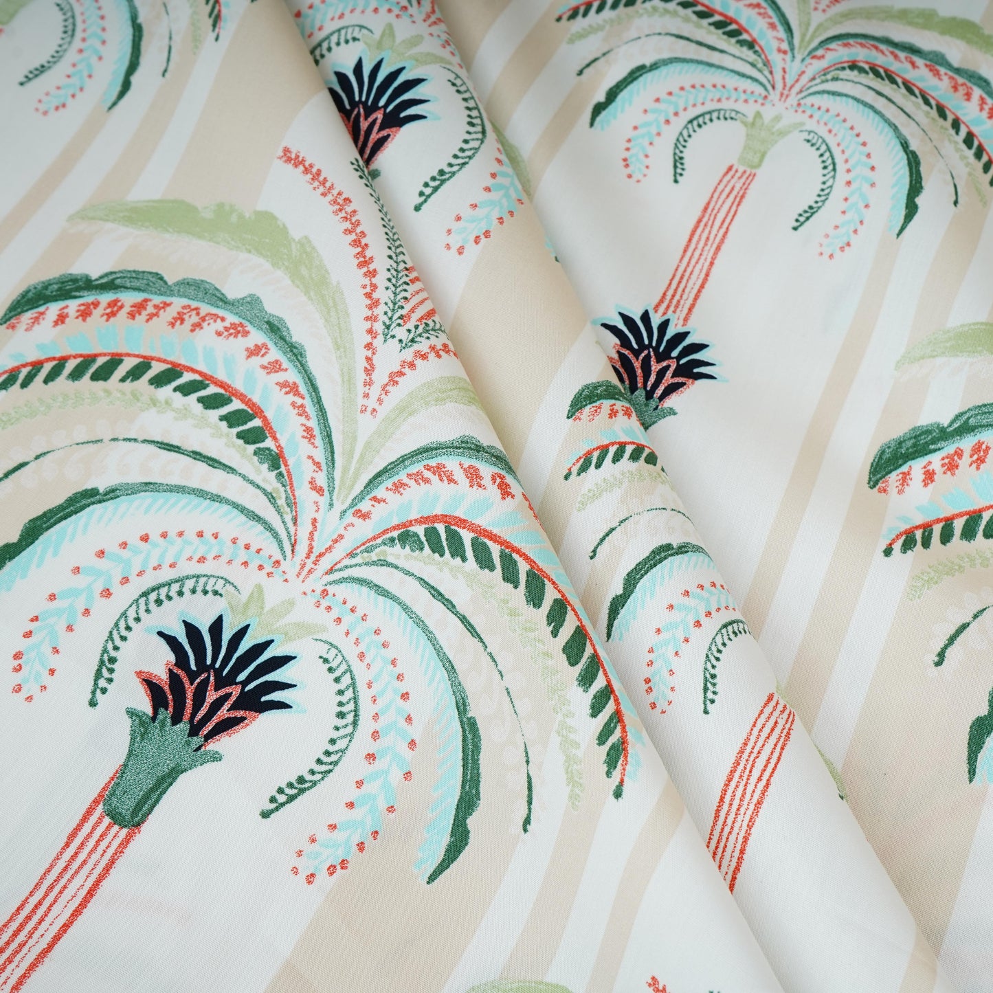 White Floral Print Poplin Fabric LSF-30550