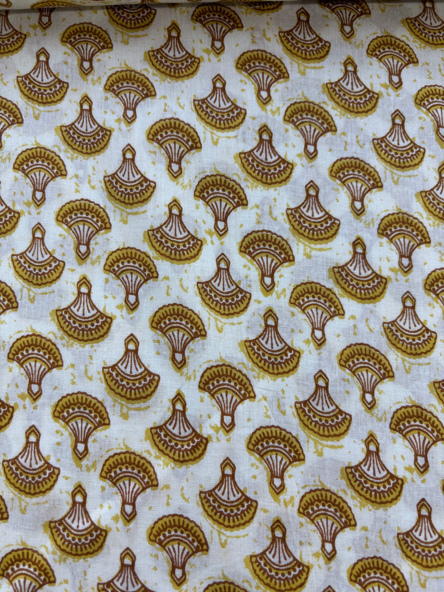 White & Yellow Goemeterical Print Cotton Fabric 8915