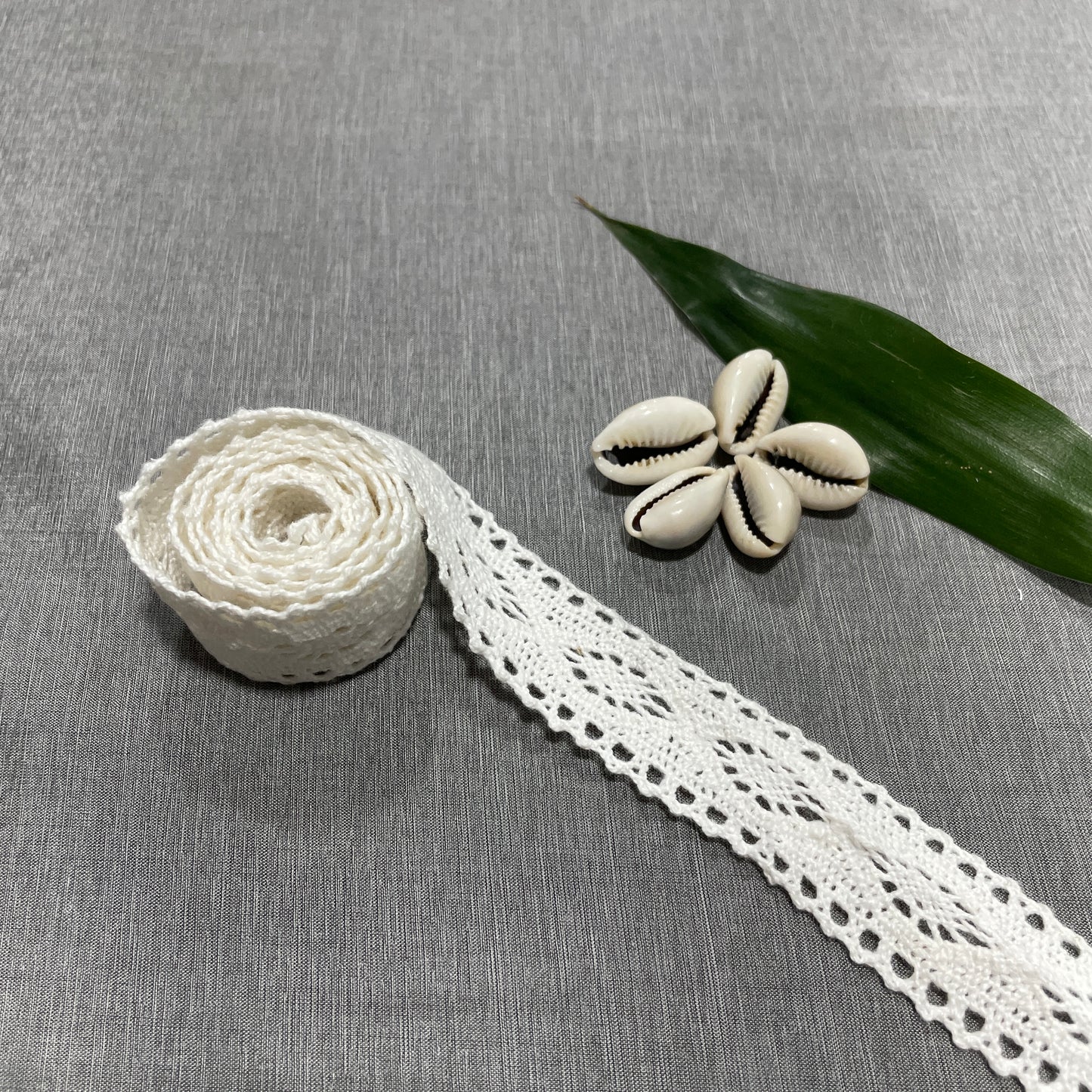Off White Dyeable Cotton Lace - TradeUNO
