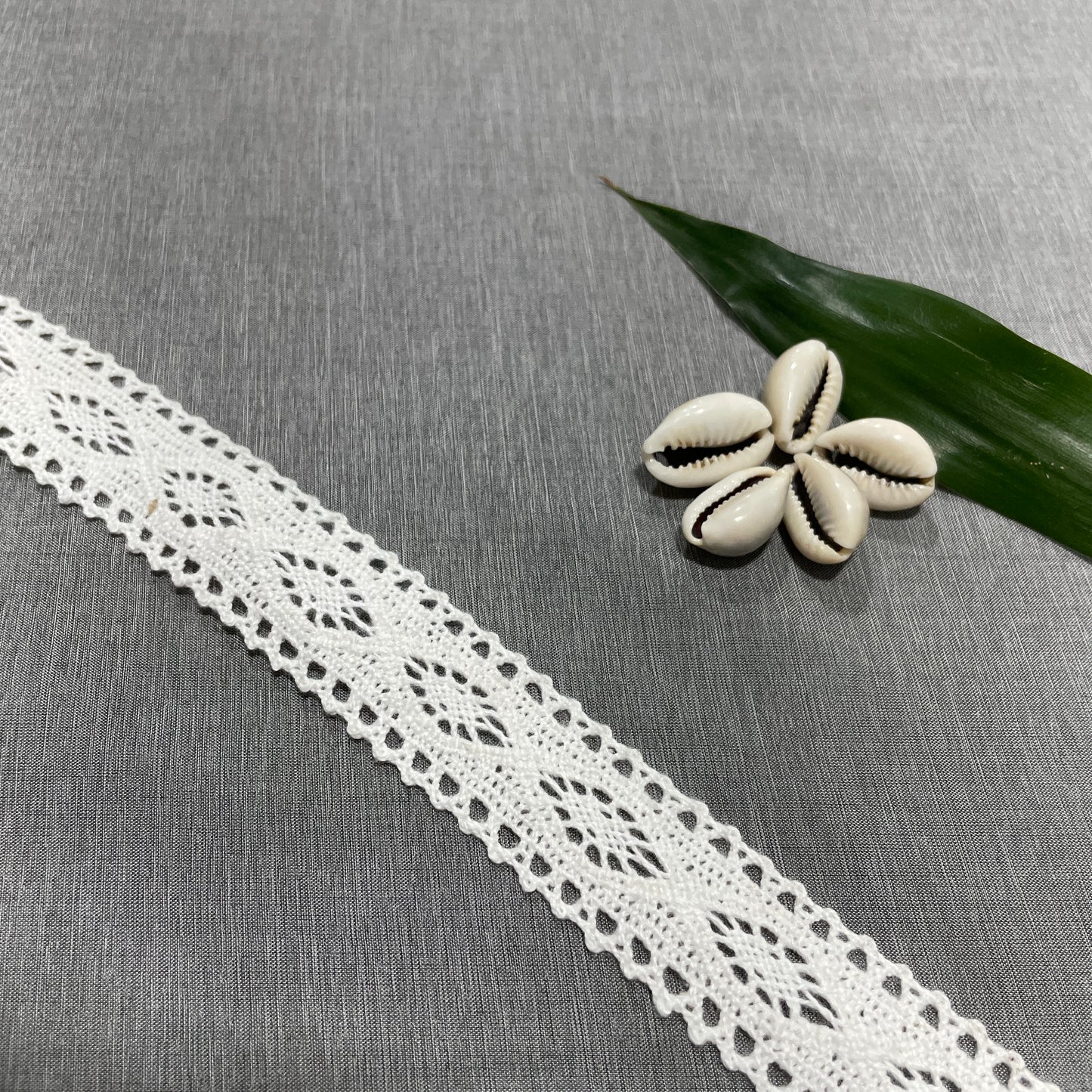Off White Dyeable Cotton Lace - TradeUNO