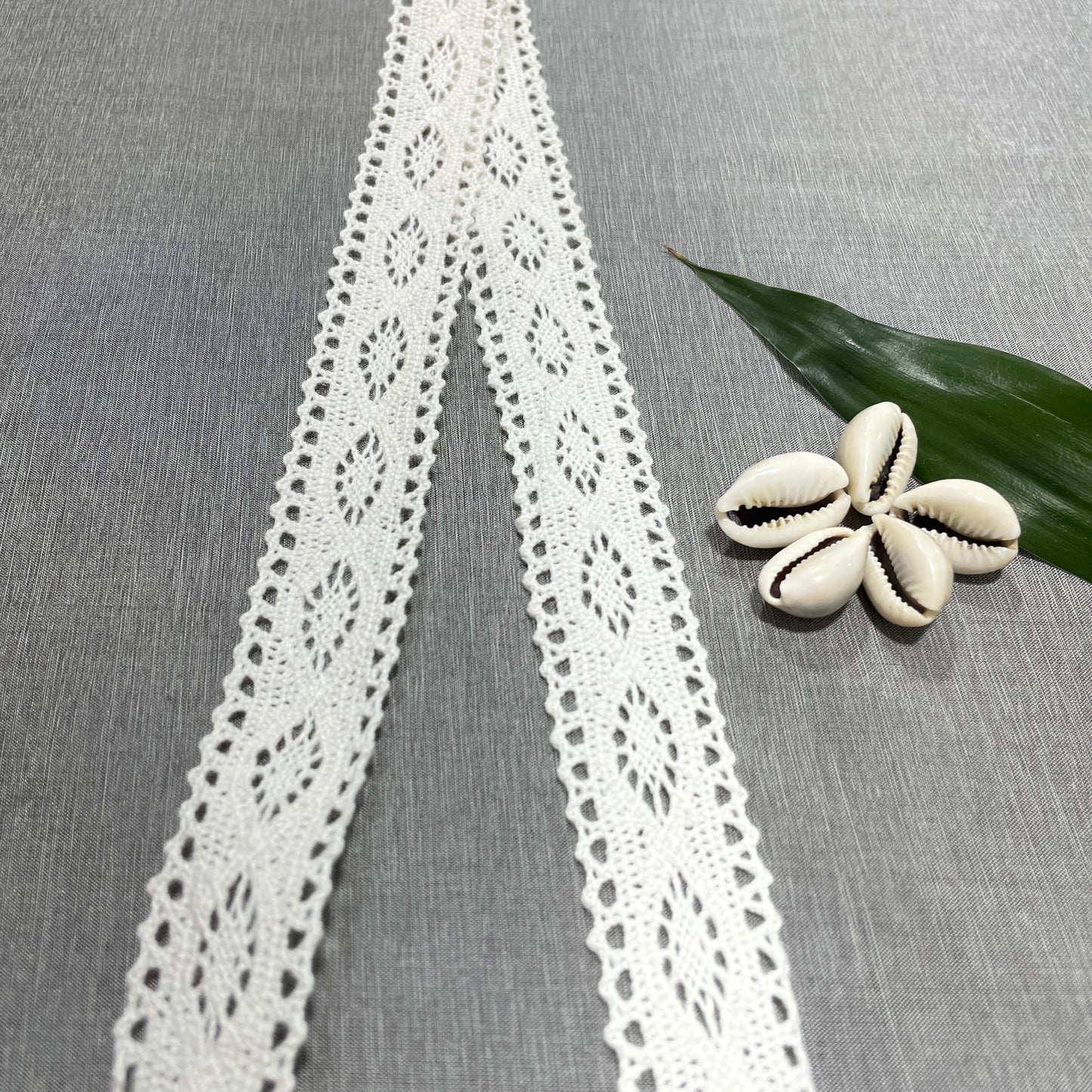 Off White Dyeable Cotton Lace - TradeUNO