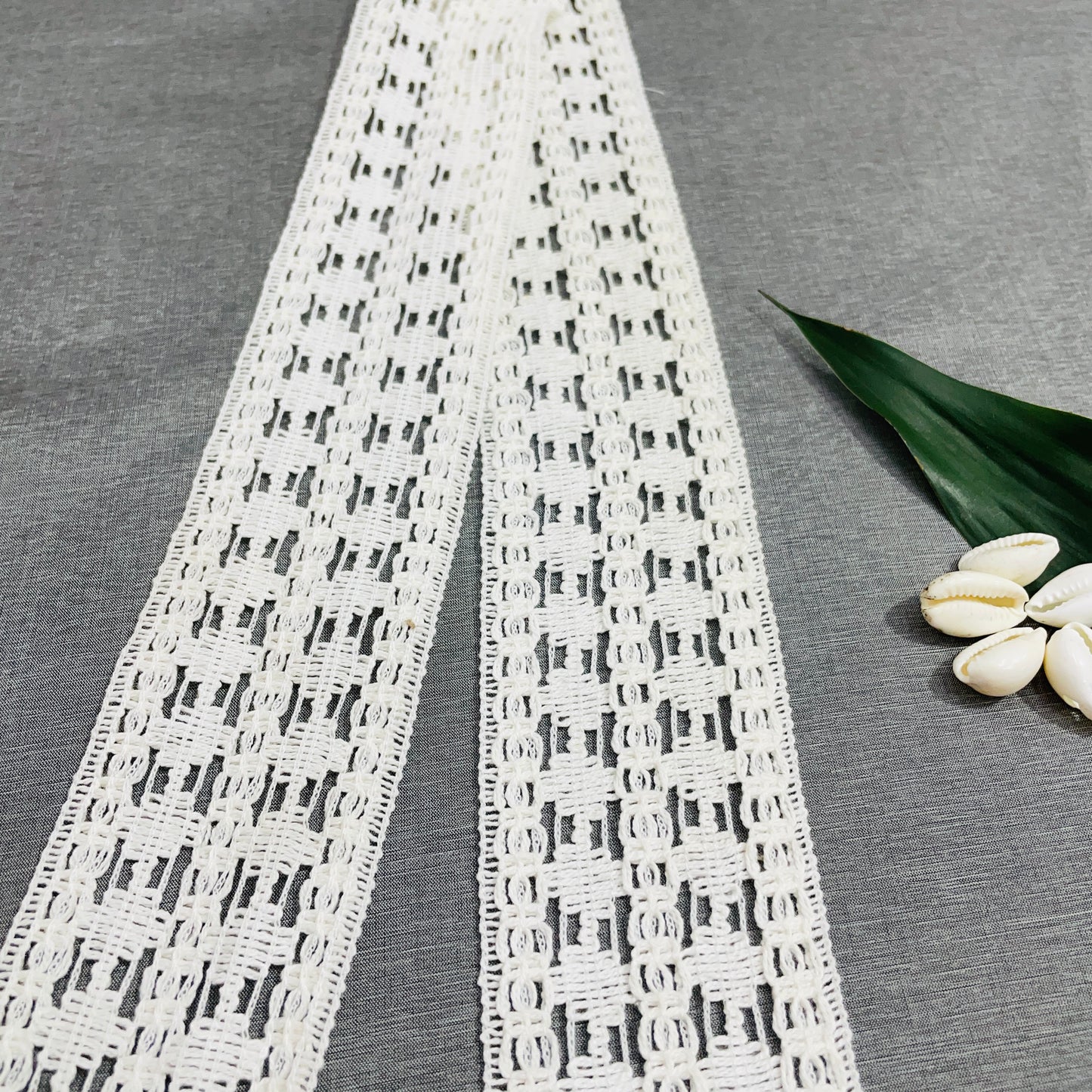 Off White Cotton Lace - TradeUNO