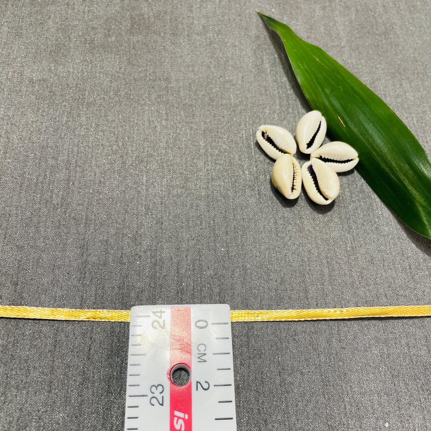 Golden Lace - TradeUNO