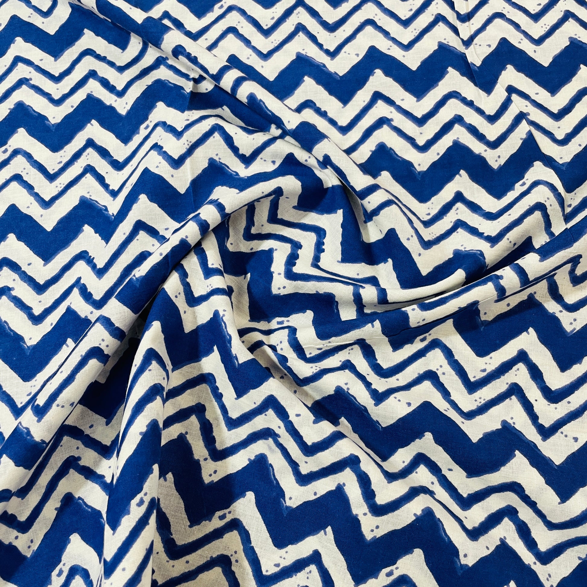 Blue & White Chevron Print Cotton Fabric - TradeUNO