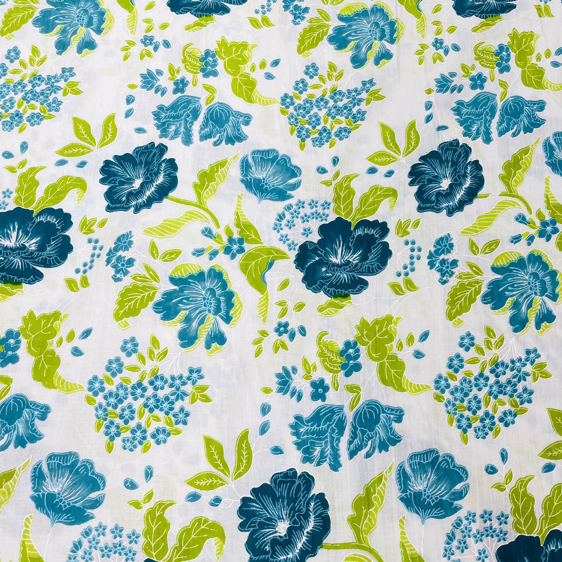 White & Green Floral Print Cotton Fabric - TradeUNO