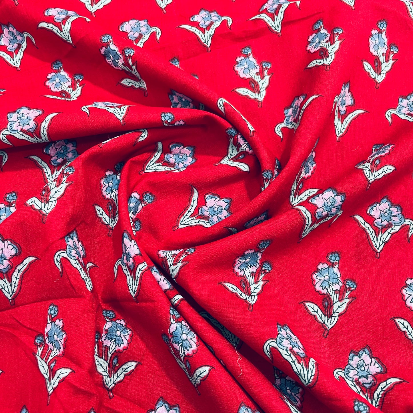 Red & Pink Floral Print Cotton Fabric - TradeUNO