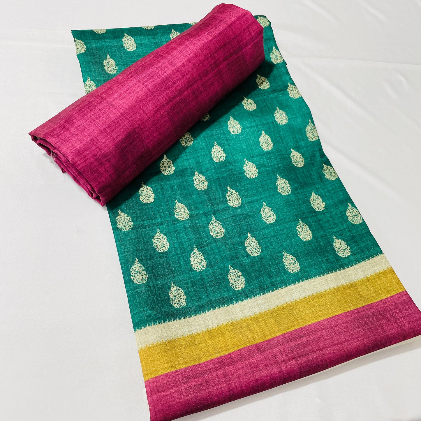 Pink Floral Print Ghicha Silk Suit Set With Dupatta - TradeUNO