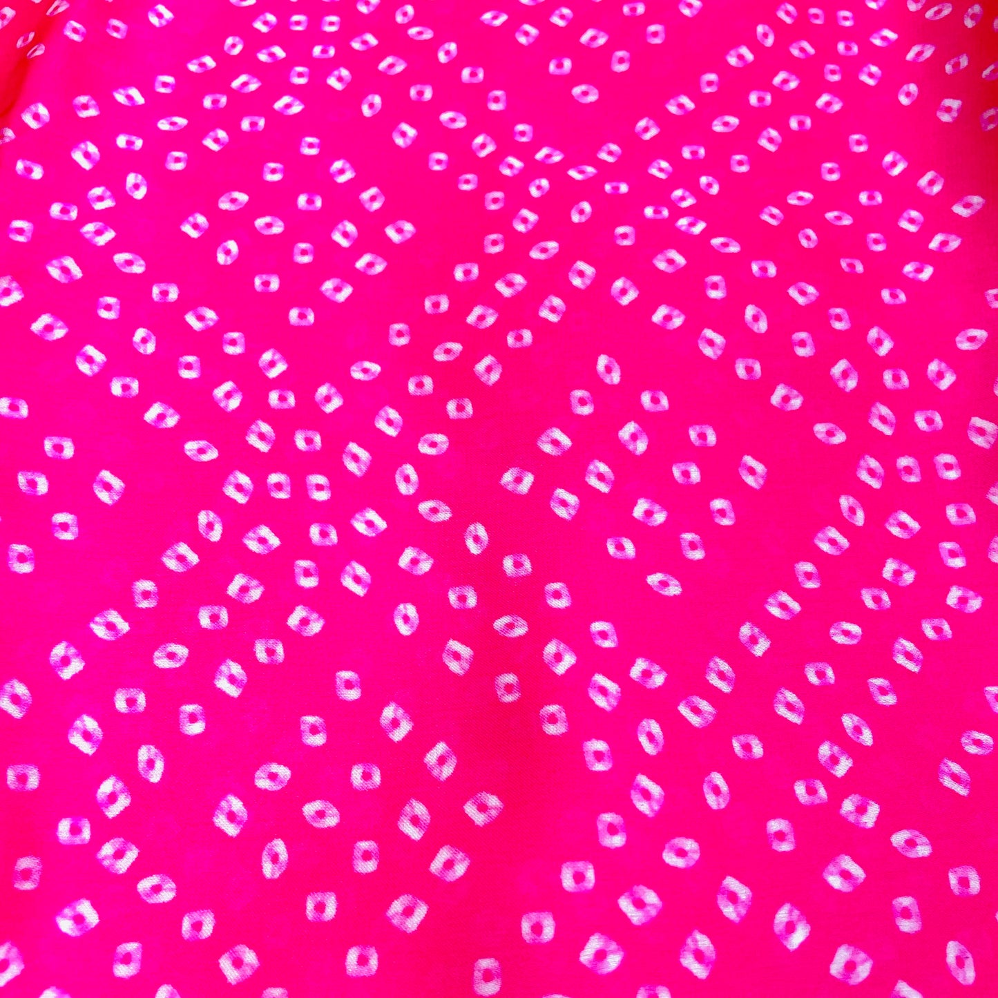 Pink Bandhani Print Georgette Satin Fabric - TradeUNO