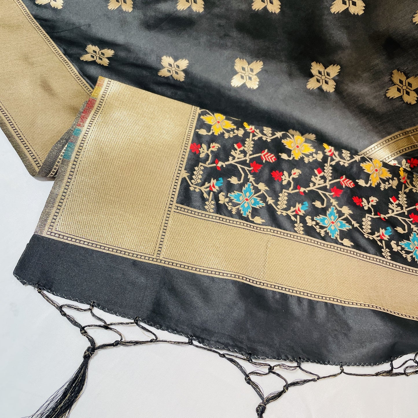 Premium Black Floral Print Banarsi Jacquard Dupatta