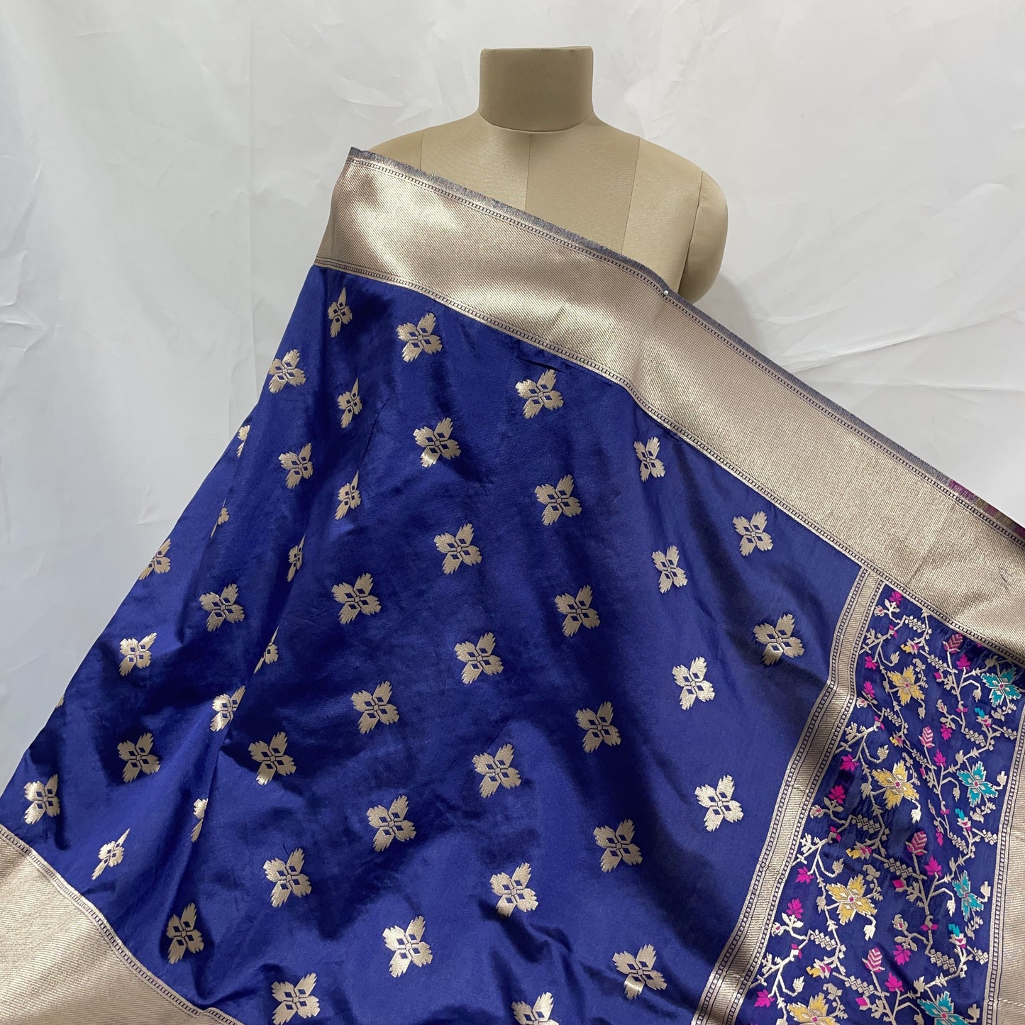 Premium Navy Blue Floral Print Banarsi Jacquard Dupatta