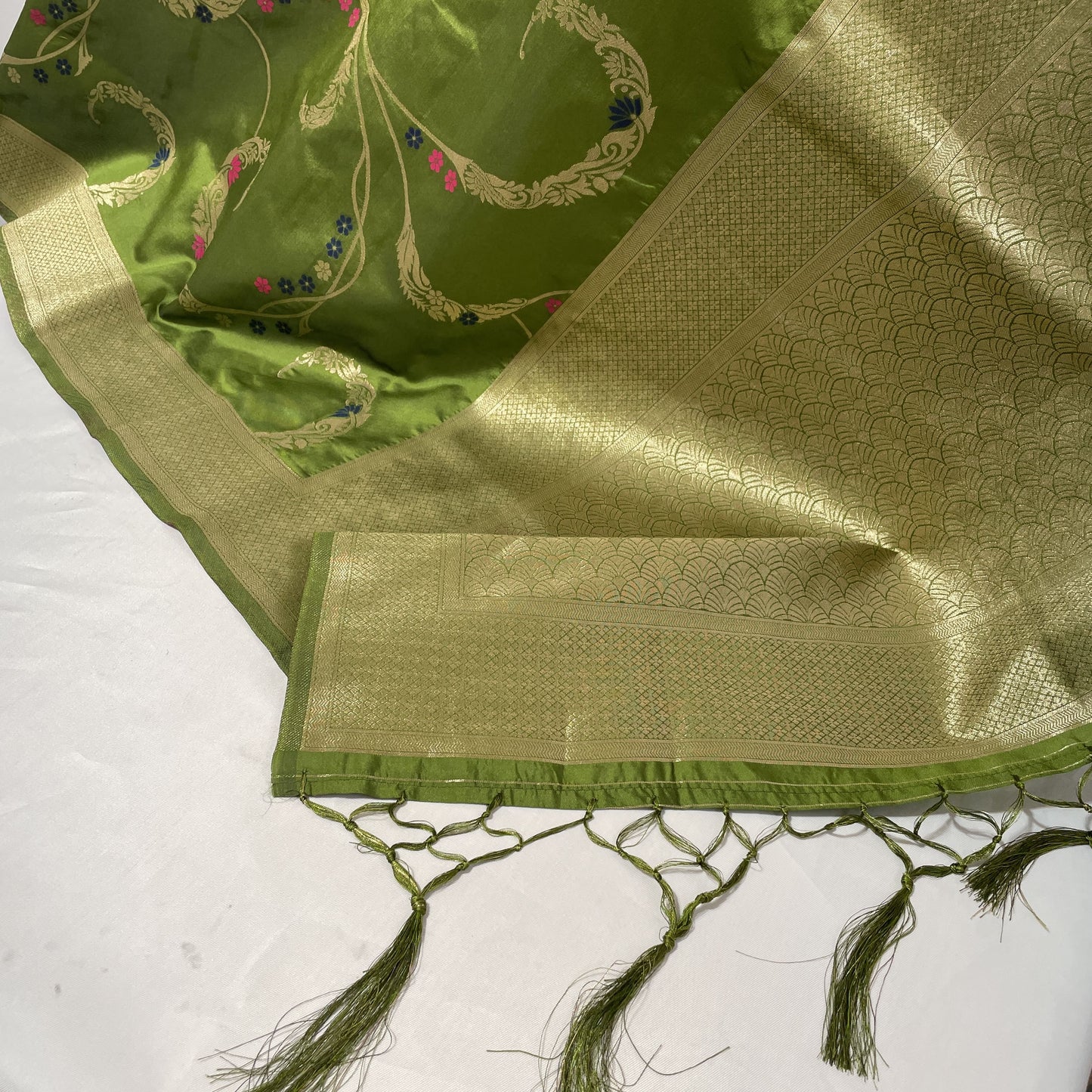 Premium Green Floral Print Banarsi Jacquard Dupatta