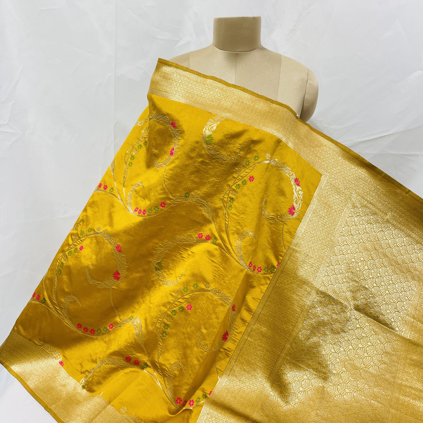 Premium Yellow Floral Print Banarsi Jacquard Dupatta