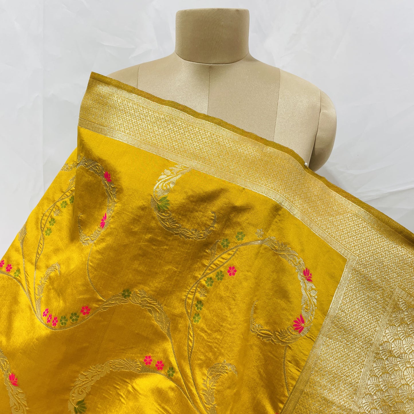Premium Yellow Floral Print Banarsi Jacquard Dupatta
