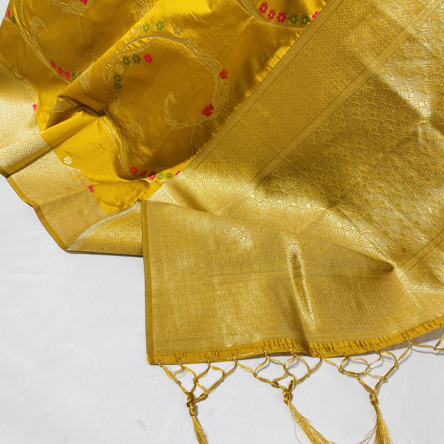 Premium Yellow Floral Print Banarsi Jacquard Dupatta