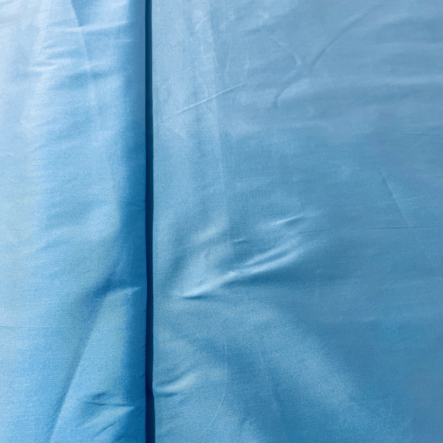 Sky Blue Solid Silk Taffeta Fabric - TradeUNO