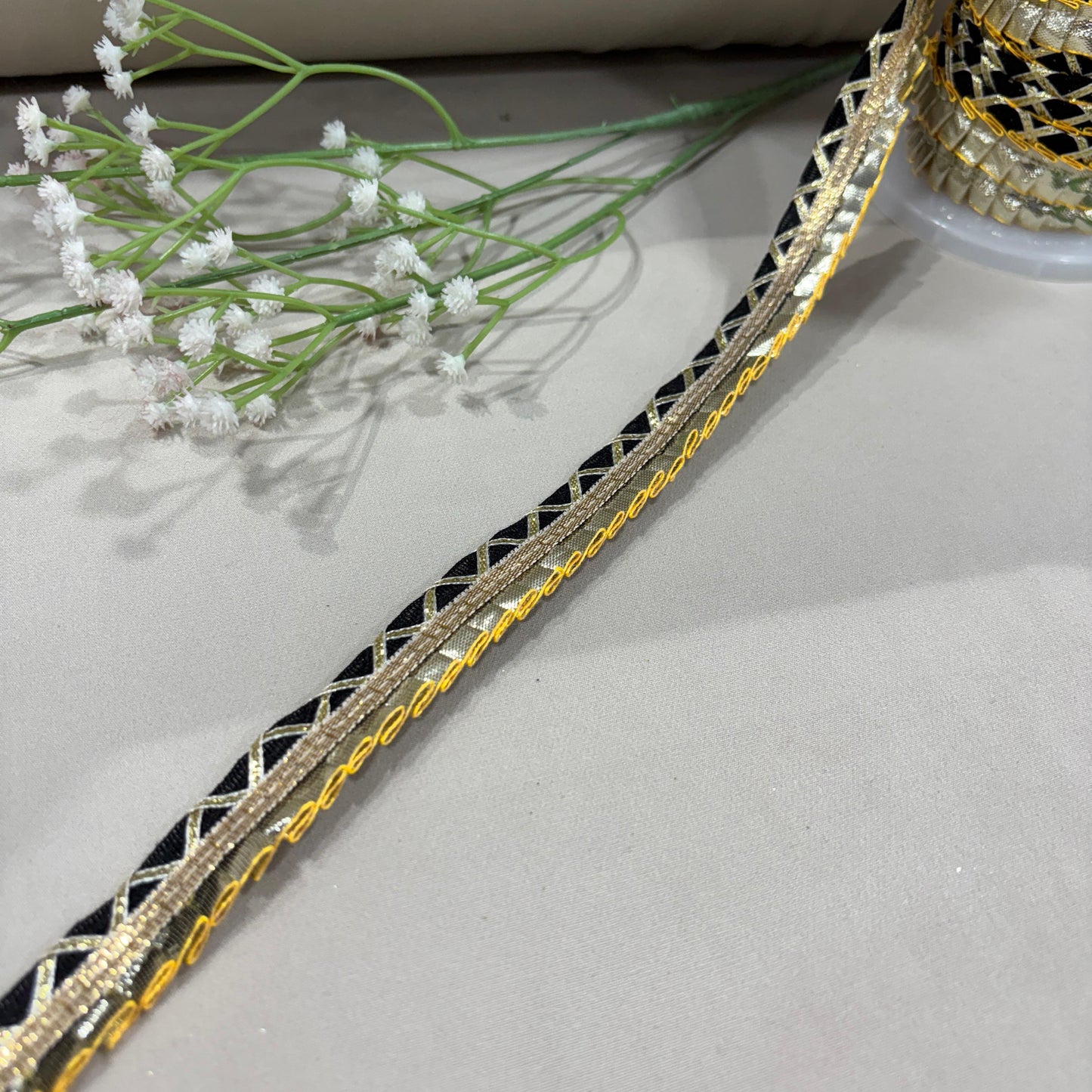 Black & Yellow Lace 21847