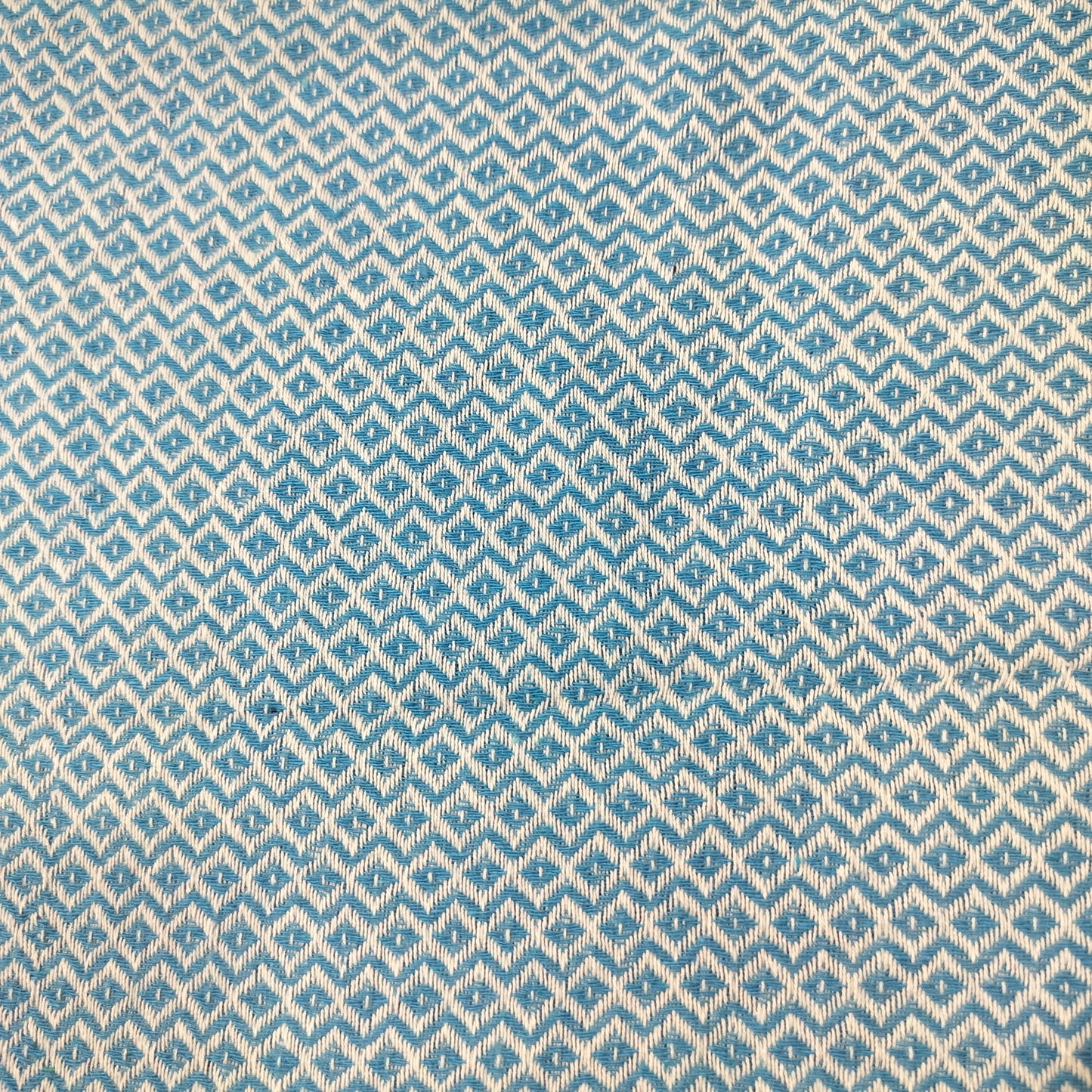 Blue Geomatrical Print Handloom Cotton Fabric 1029