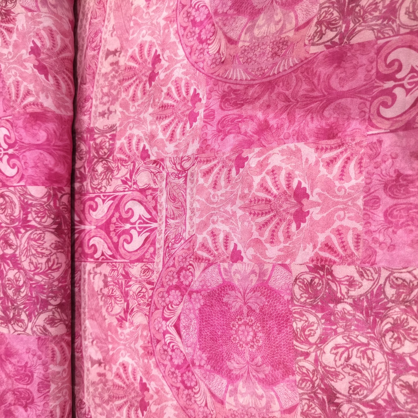 Pink Floral Geomatrical Print Georgette Fabric 17114