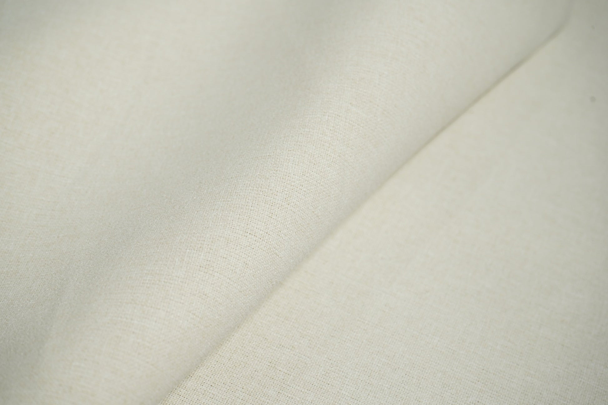 Cream Polyester XN3752