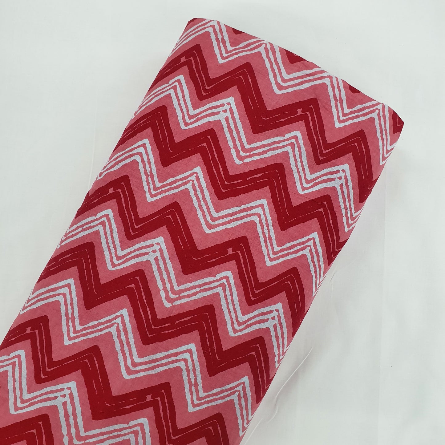 Red & White Chevron Print Cotton Fabric Trade UNO