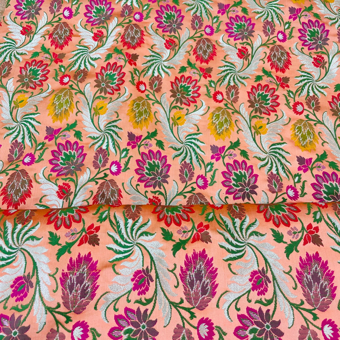 Premium Salmon Pink Floral Zari Khimkhwab Banarasi Silk
