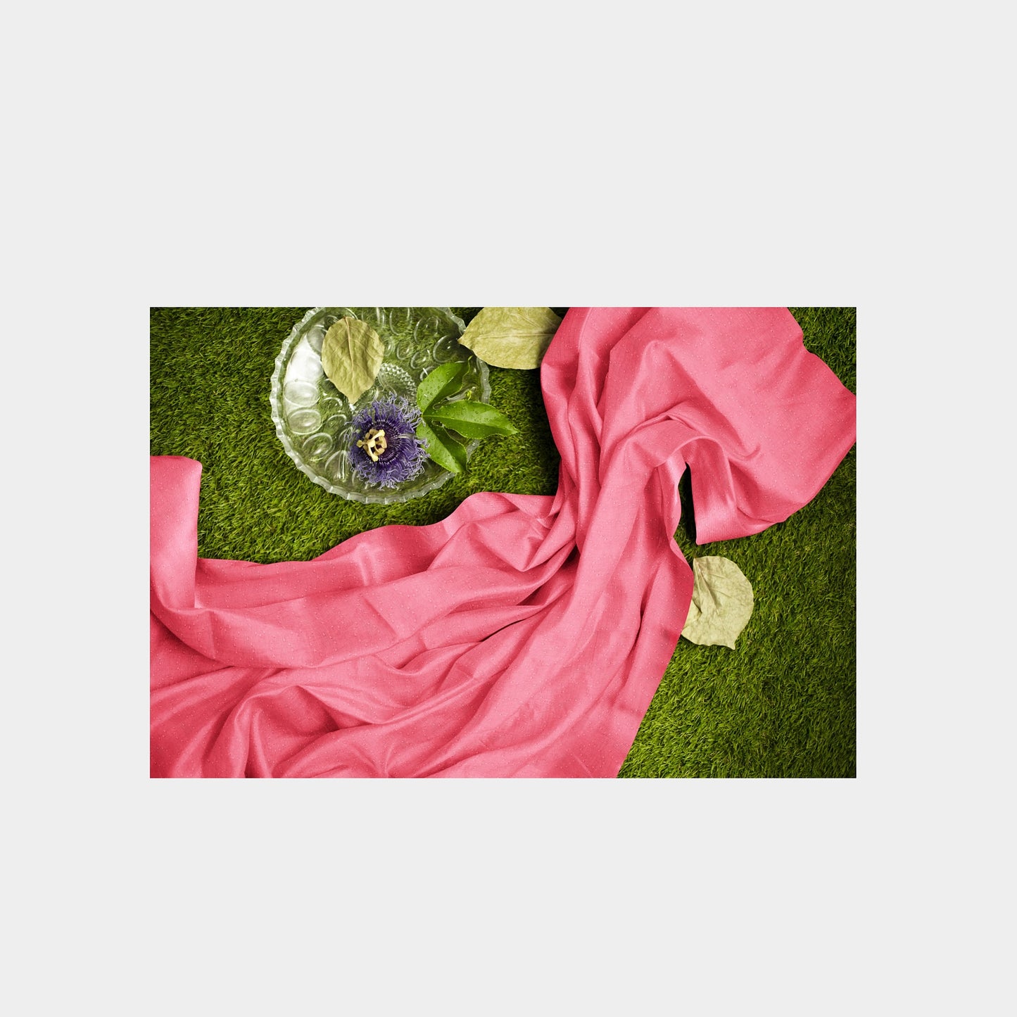 Pink Solid Jacquard Cotton Fabric Trade UNO