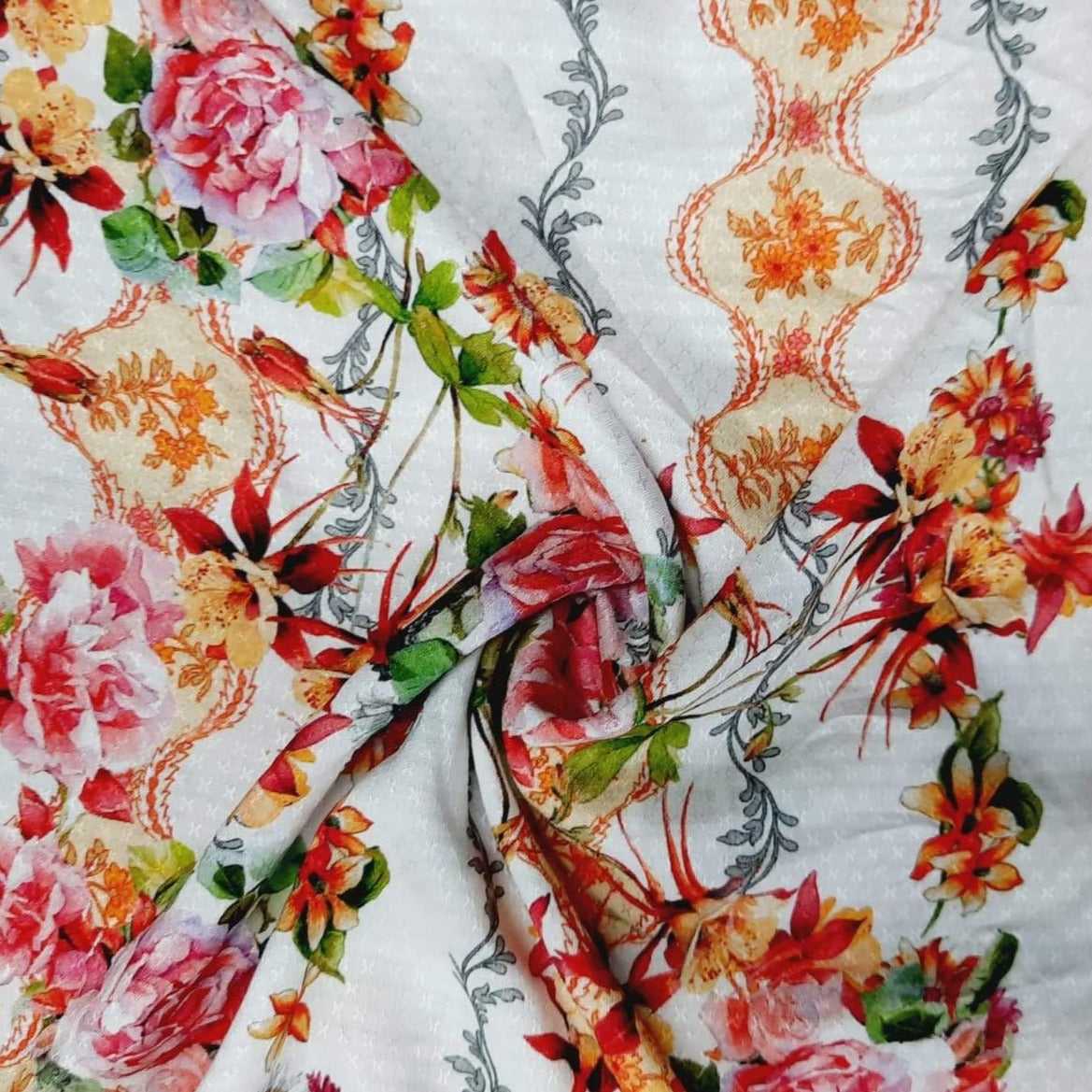 White Floral Print Viscose Fabric Trade UNO