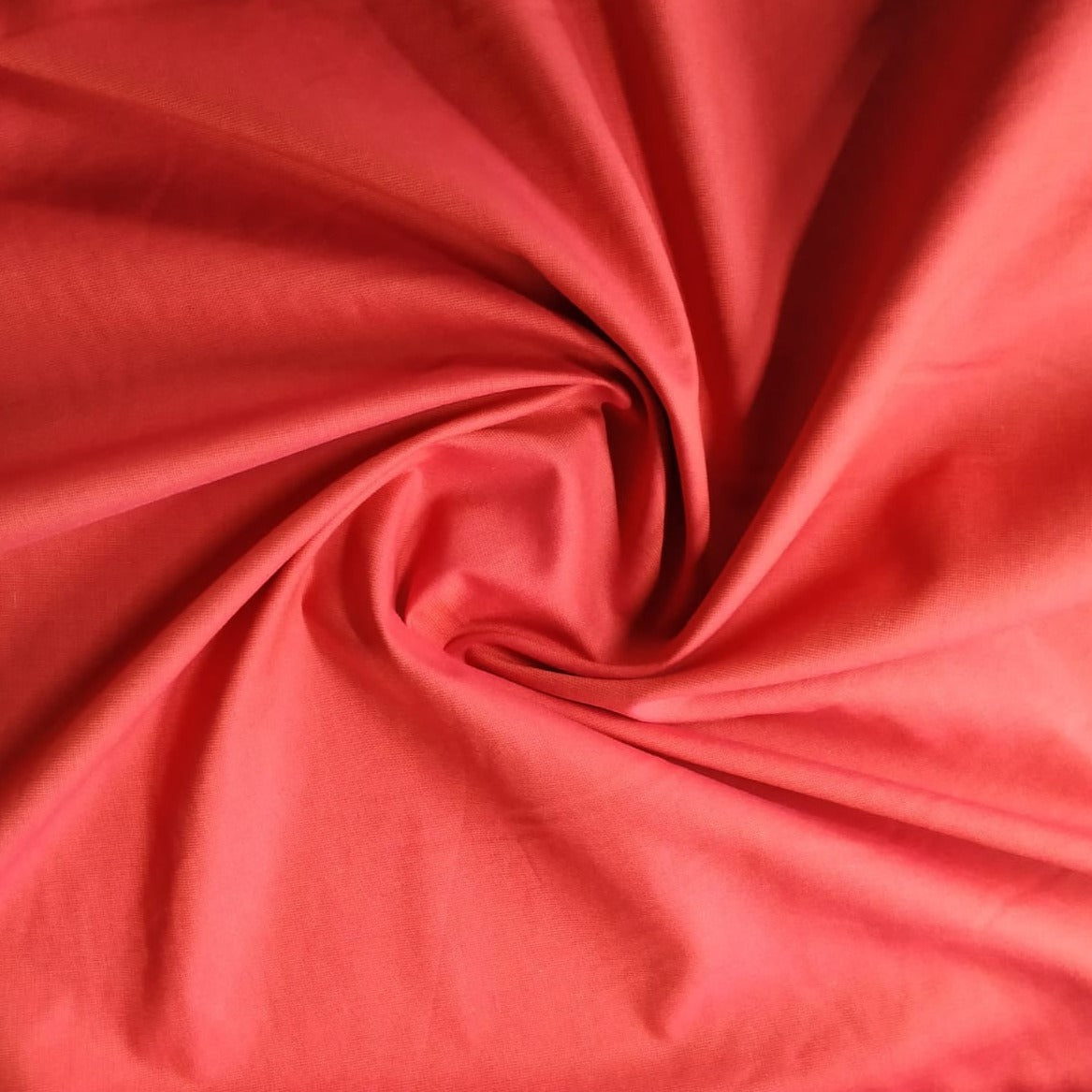 Red Solid Dyed Cotton Fabric Trade UNO