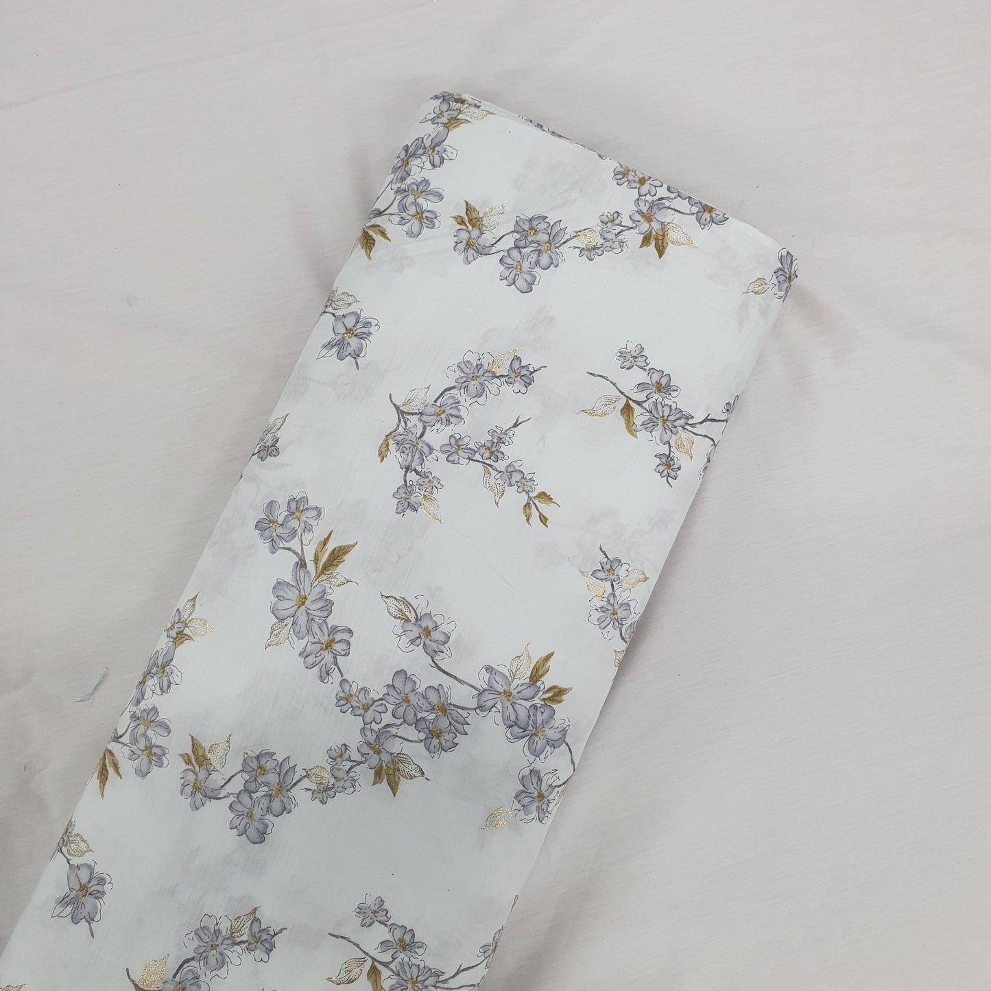 White Floral With Foil Print Rayon Fabric Trade UNO